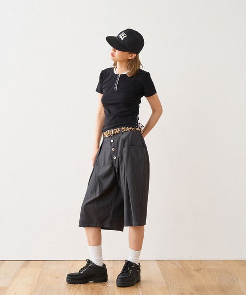 WISH FOR EVER(ウィッシュフォーエバー)の「LAYERED HENRY NECK T / レイヤードヘンリーネックTシャツ(Tシャツ/カットソー・レディース・ブラック/グレー/ネイビー・SMALL/MEDIUM)」の9枚目の写真
