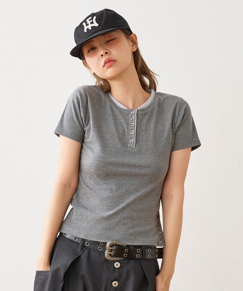 ヘンリーネックTシャツ♡グレー セール】LAYERED HENRY NECK T / レイヤードヘンリーネックTシャツ（T