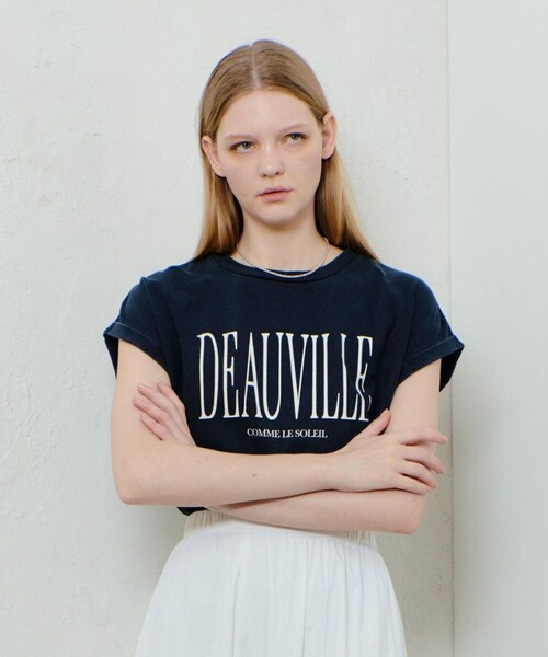allureville（アルアバイル）の「ピグメントダイターンバックスリーブ T（Tシャツ/カットソー・レディース・アイボリー/ネイビー/ブルー・2）」の20枚目の写真