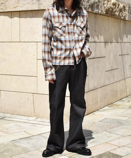 Noen（ノエン）の「シンチバックブーツカットジーンズ（デニムパンツ・メンズ・インディゴブルー/ブラック・SMALL/MEDIUM/LARGE）」の17枚目の写真