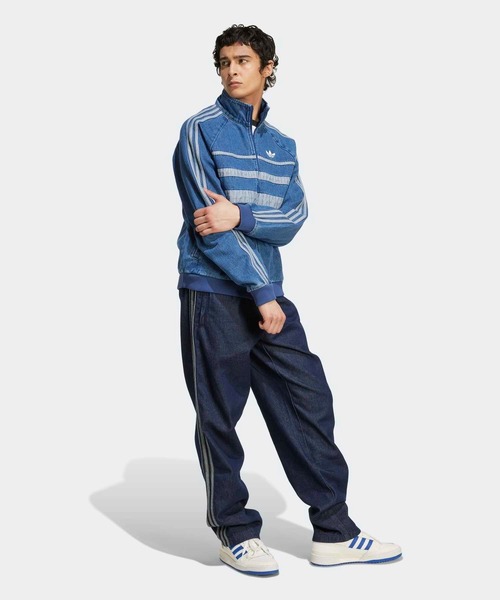 adidas★アディカラー ファースト ブルー デニム トラックトップ adidas（アディダス）の「adidas アディカラー ファーストブルー