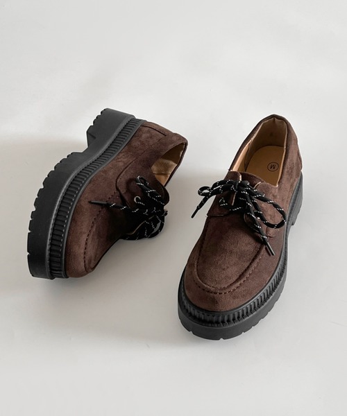 Shoes in Closet（シューズインクローゼット）の「軽量厚底 2段ソール