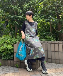 SUPER HAKKA（スーパーハッカ）の「カインドフラワーブーケプリント　コットン麻エプロン（エプロン）」