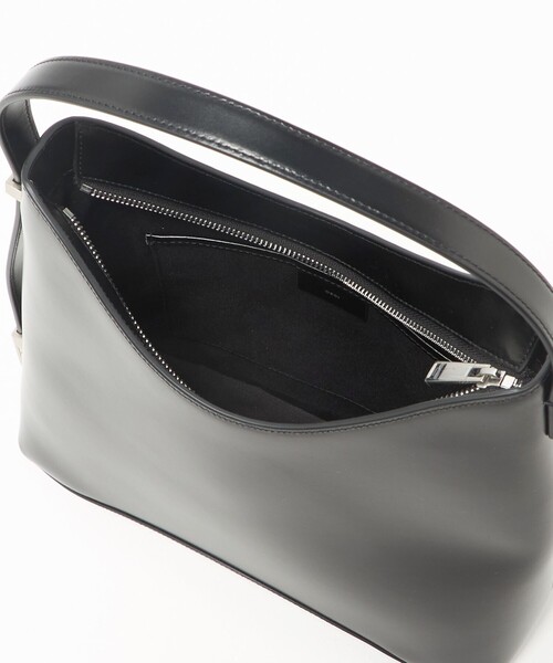 OSOI（オソイ）の「＜OSOI＞EGG HOBO バッグ（ショルダーバッグ・レディース・ブラック/オフホワイト・FREE）」の20枚目の写真