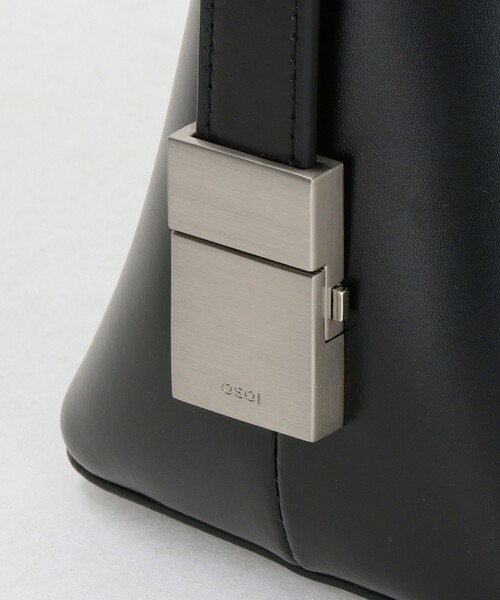 OSOI（オソイ）の「＜OSOI＞EGG HOBO バッグ（ショルダーバッグ・レディース・ブラック/オフホワイト・FREE）」の21枚目の写真