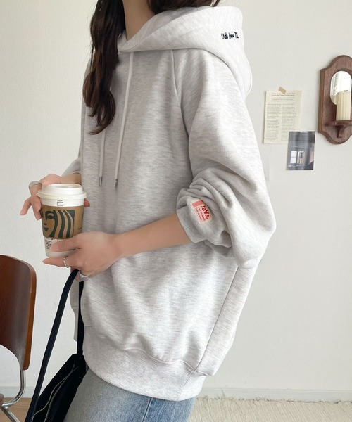 Java（ジャバ）の「《JaVaジャバコラボ》デイリーもお出かけも、ゆるっと可愛く決まる♪バック刺繍裏起毛パーカー(長袖)（パーカー・レディース・モカ/チャコール/ネイビー/オートミール・LARGE/MEDIUM/SMALL/X-LARGE）」の17枚目の写真