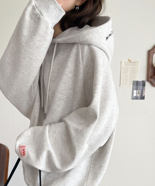 Java（ジャバ）の「《JaVaジャバコラボ》デイリーもお出かけも、ゆるっと可愛く決まる♪バック刺繍裏起毛パーカー(長袖)（パーカー・レディース・モカ/チャコール/ネイビー/オートミール・LARGE/MEDIUM/SMALL/X-LARGE）」の19枚目の写真