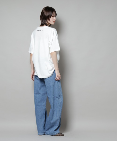 SOMETHING(サムシング)の「SOMETHING/HANA CURVE TAPERED(デニムパンツ・レディース・ライトブルー/ダークブルー・M/S)」の5枚目の写真