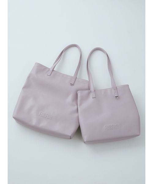 FURFUR(ファーファー)の「エンボスロゴトートバッグM(トートバッグ・レディース・アイボリー/ブラック/シルバー/ピンク/ラベンダー/サックスブルー・F)」の12枚目の写真