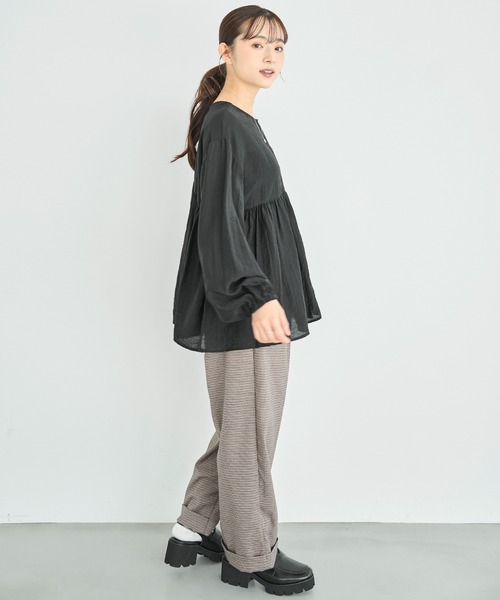 mil（ミル）の「【人気・再生産】 2wayチュニックブラウス【588068】（シャツ/ブラウス・レディース・テラコッタ/アイボリー/ブラック/カーキ/ライトグリーン/アッシュグレー・ONESIZE/ONE SIZE）」の12枚目の写真