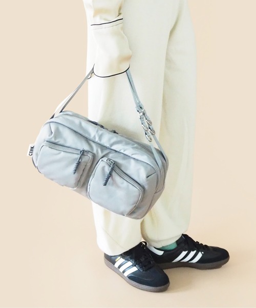 CONTROL FREAK（コントロールフリーク）の「CONTROL FREAK / CTFK（コントロールフリーク/シーティーエフケー）ナイロンboxy wide bag（ハンドバッグ・レディース・ベージュ/ブラック/グレー・FREE）」の8枚目の写真