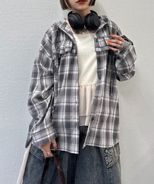 w closet(ダブルクローゼット)の「【25AW】チェックフリルフーディーシャツ(シャツ/ブラウス・レディース・グリーン/レッド/ブラック・0/1)」の4枚目の写真