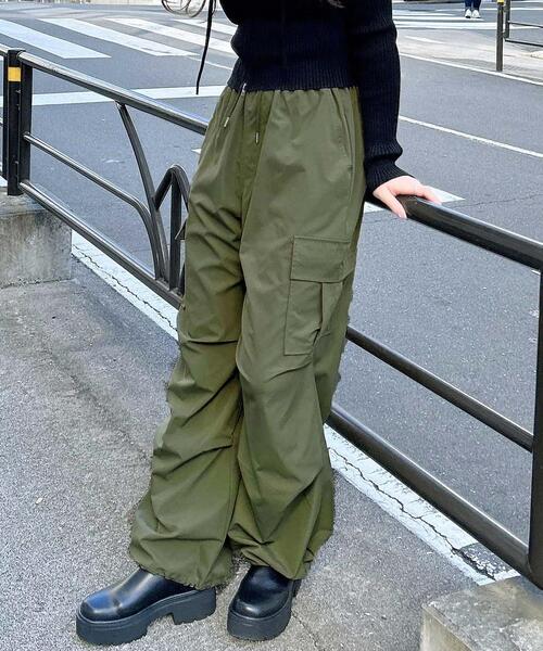 INGNI(イング)の「イージーカーゴパンツ(カーゴパンツ・レディース・ブラック/カーキ/グレー/ピンク・FREE)」の17枚目の写真