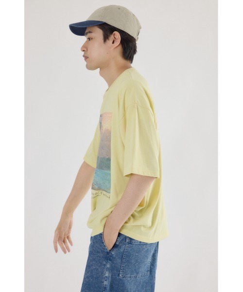 RODEO CROWNS WIDE BOWL(ロデオクラウンズワイドボウル)の「フォトグラフィックTシャツ(Tシャツ/カットソー・メンズ・ライトパープル/オフホワイト/ライトイエロー・MEDIUM/LARGE)」の12枚目の写真