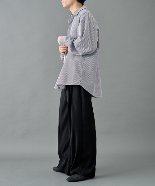 COLONY 2139（コロニートゥーワンスリーナイン）の「スエードライクローファー（ローファー・メンズ・ブラック/ブラウン・MEDIUM/LARGE）」の16枚目の写真