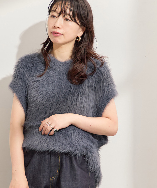 journal standard L'essage（ジャーナルスタンダードレサージュ）の「ロングフェザーベスト（ベスト・レディース・ベージュ/グレー・FREE）」の6枚目の写真