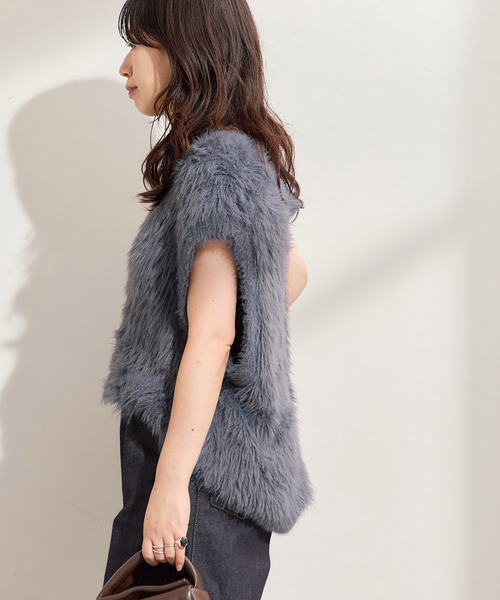 journal standard L'essage（ジャーナルスタンダードレサージュ）の「ロングフェザーベスト（ベスト・レディース・ベージュ/グレー・FREE）」の7枚目の写真