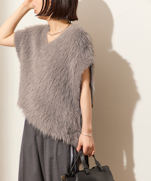 journal standard L'essage（ジャーナルスタンダードレサージュ）の「ロングフェザーベスト（ベスト・レディース・ベージュ/グレー・FREE）」の12枚目の写真