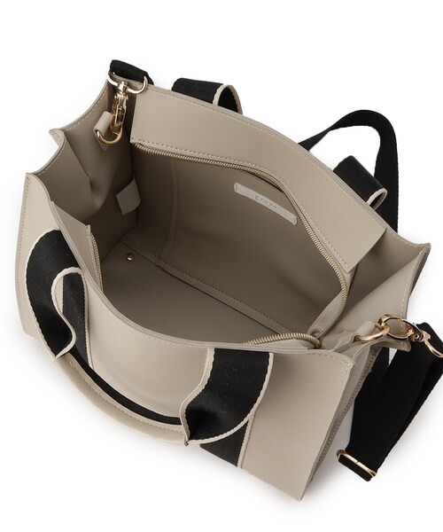 grove(グローブ)の「テープハンドルスクエア2WAYトート(トートバッグ・レディース・ナチュラル/ライトベージュ/ブラック・00)」の19枚目の写真