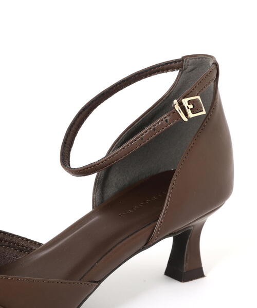 EDIT COLOGNE(エディットコロン)の「ストラップパンプス(パンプス・レディース・ブラック/ブラウン/オフホワイト・23.5cm/23.0cm/24.0cm)」の9枚目の写真