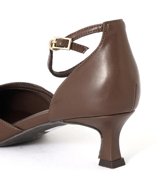 EDIT COLOGNE(エディットコロン)の「ストラップパンプス(パンプス・レディース・ブラック/ブラウン/オフホワイト・23.5cm/23.0cm/24.0cm)」の10枚目の写真