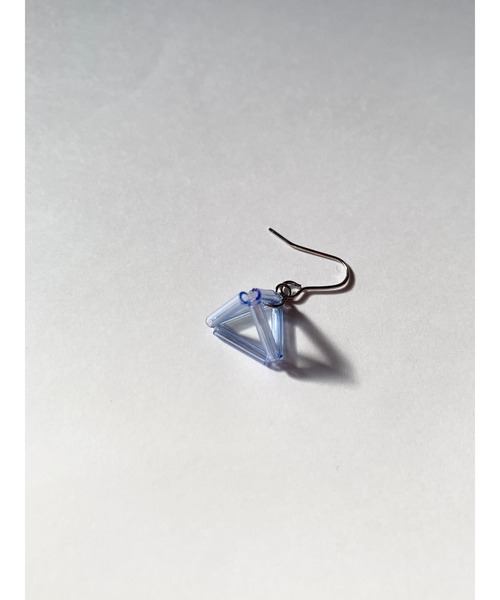 tone(トーン)の「【TOMEI LAB】ヒンメリ風 正四面体 ピアス(MA)(ピアス(両耳用)・レディース・ゴールド/ライトブルー/ピンクゴールド/ライトグリーン・FREE)」の8枚目の写真