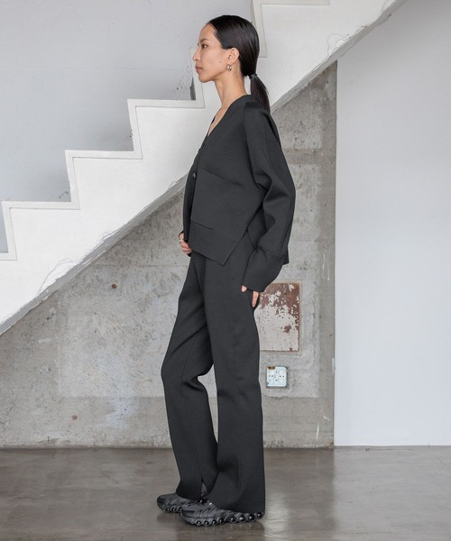 HEREIAM（ヘレイアム）の「【HEREIAM】クロップドカーディガン（カーディガン/ボレロ・レディース・ブラック/イエロー/グレイッシュベージュ・FREE）」の9枚目の写真