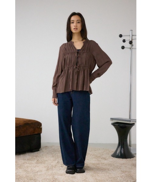 AZUL by moussy(アズールバイマウジー)の「フロントリボン長袖シャツカーディガン(カーディガン/ボレロ・レディース・ブラック/アイボリー/ブラウン・FREE)」の8枚目の写真