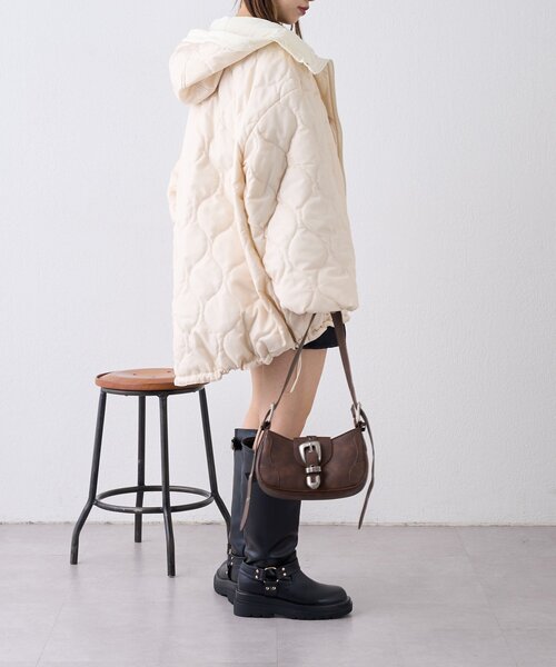 w closet（ダブルクローゼット）の「リバーシブルモンスターコート（その他アウター・レディース・サックスブルー/カーキ/ブラック/アイボリー/オフホワイト・MEDIUM/SMALL）」の6枚目の写真