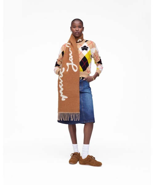 MARC JACOBS(マークジェイコブス)の「MARC IS JOY SCARF/マーク イズ ジョイ スカーフ(マフラー・レディース・ブラウン系その他4/ブラック・ONE SIZE)」の9枚目の写真