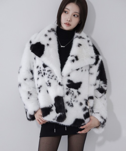 me+em select(ミームセレクト)の「※※カウミドルフェイクファコート / cow middle fakefur coat(その他アウター・レディース・ホワイト・FREE)」の9枚目の写真