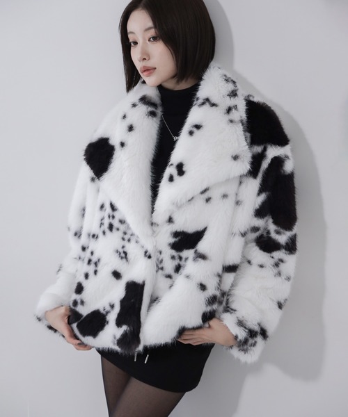 me+em select(ミームセレクト)の「※※カウミドルフェイクファコート / cow middle fakefur coat(その他アウター・レディース・ホワイト・FREE)」の10枚目の写真