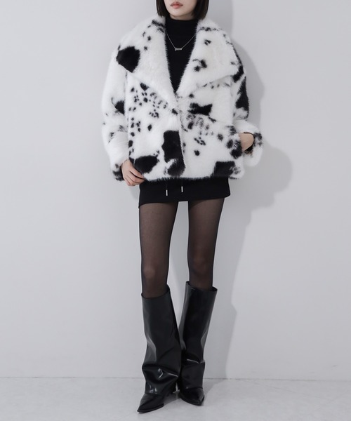 me+em select(ミームセレクト)の「※※カウミドルフェイクファコート / cow middle fakefur coat(その他アウター・レディース・ホワイト・FREE)」の15枚目の写真