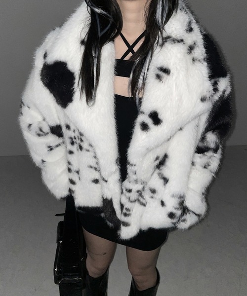 me+em select(ミームセレクト)の「※※カウミドルフェイクファコート / cow middle fakefur coat(その他アウター・レディース・ホワイト・FREE)」の21枚目の写真