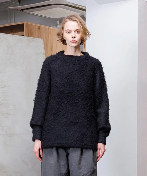 VOAAOV(ヴォアーブ)の「【VOAAOV】 FULLERS TEASEL BRUSHED KNIT Pullover(ニット/セーター・メンズ・ブラウン/ネイビー/ブラック・1/2)」の1枚目の写真