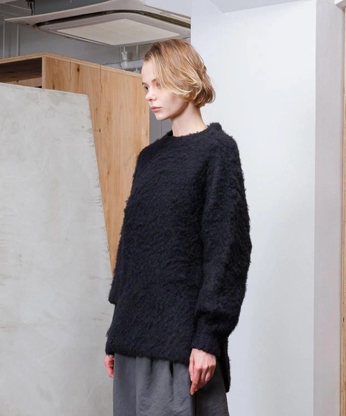 VOAAOV(ヴォアーブ)の「【VOAAOV】 FULLERS TEASEL BRUSHED KNIT Pullover(ニット/セーター・メンズ・ブラウン/ネイビー/ブラック・1/2)」の4枚目の写真