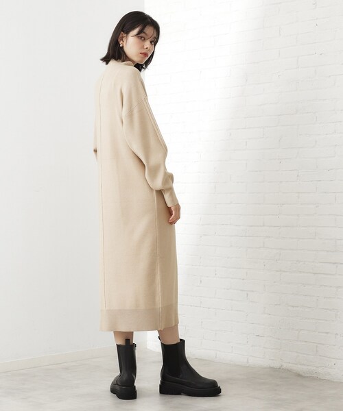 THE SHOP TK (ザ ショップ ティーケー )の「1枚でこなれ見え ハーフZIPワンピース【毛玉になりにくい/静電気防止/洗濯機OK】(ワンピース・レディース・スミクロ/ライトベージュ・13/12)」の10枚目の写真
