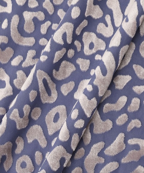 anna sui nyc(アナ スイ エヌ ワイ シー)の「総柄シアータートルネック(Tシャツ/カットソー・レディース・ブルー/ブラック・FREE)」の21枚目の写真