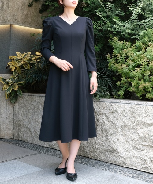 STRAWBERRY-FIELDS（ストロベリーフィールズ）の「パーフェクトジャージ（ワンピース・レディース・ベージュ/ネイビー/ブルー・2）」の5枚目の写真