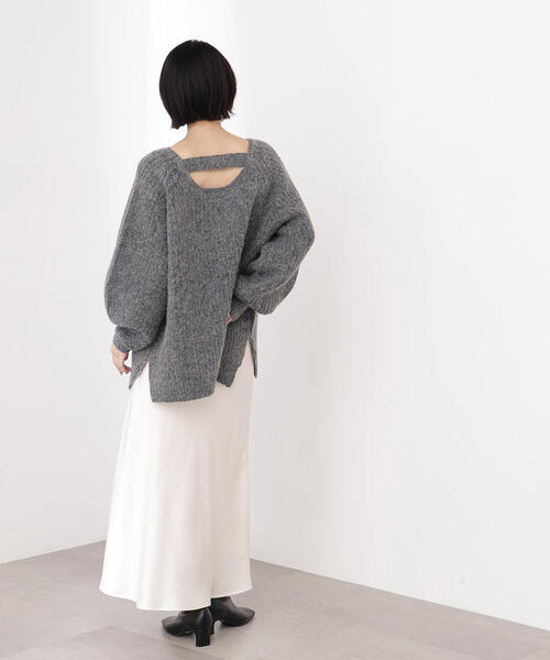N.（N. Natural Beauty Basic）（エヌエヌナチュラルビューティーベーシック）の「バックシャンボクシーニット（ニット/セーター・レディース・チャコールグレー/オフホワイト/ピンク・MEDIUM）」の18枚目の写真