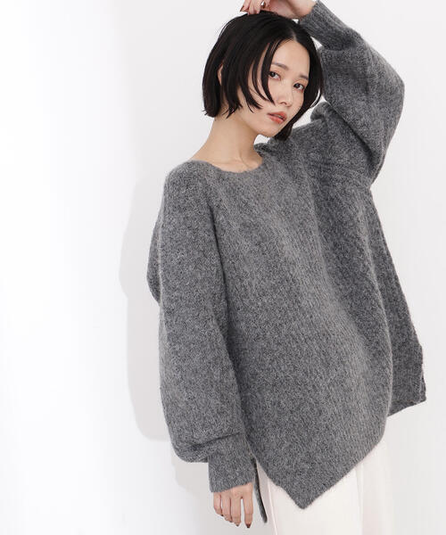 N.（N. Natural Beauty Basic）（エヌエヌナチュラルビューティーベーシック）の「バックシャンボクシーニット（ニット/セーター・レディース・チャコールグレー/オフホワイト/ピンク・MEDIUM）」の3枚目の写真