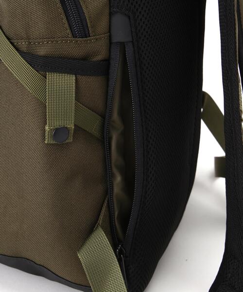 AVIREX(アヴィレックス)の「REGLESS DAYPACK / デイパック / AVIREX / アヴィレックス(バックパック/リュック・メンズ・ブラック/オリーブ系・F)」の14枚目の写真