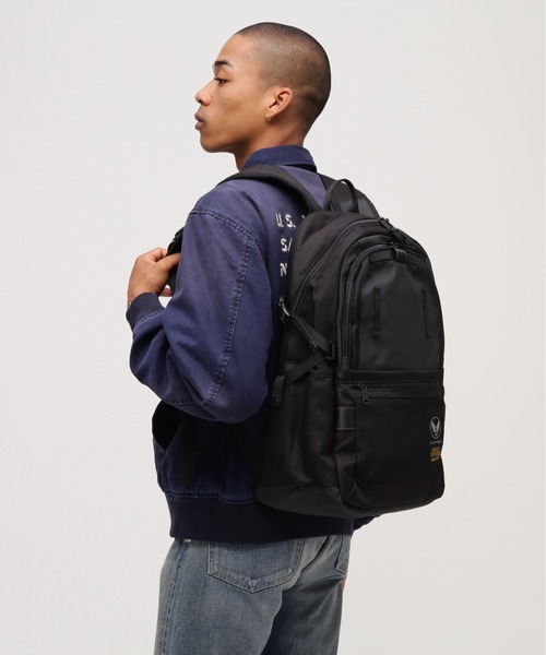 AVIREX(アヴィレックス)の「REGLESS DAYPACK / デイパック / AVIREX / アヴィレックス(バックパック/リュック・メンズ・ブラック/オリーブ系・F)」の22枚目の写真