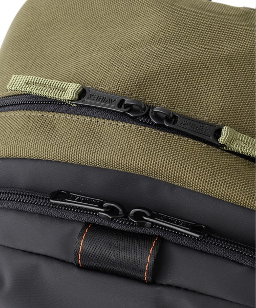 AVIREX(アヴィレックス)の「REGLESS DAYPACK / デイパック / AVIREX / アヴィレックス(バックパック/リュック・メンズ・ブラック/オリーブ系・F)」の8枚目の写真
