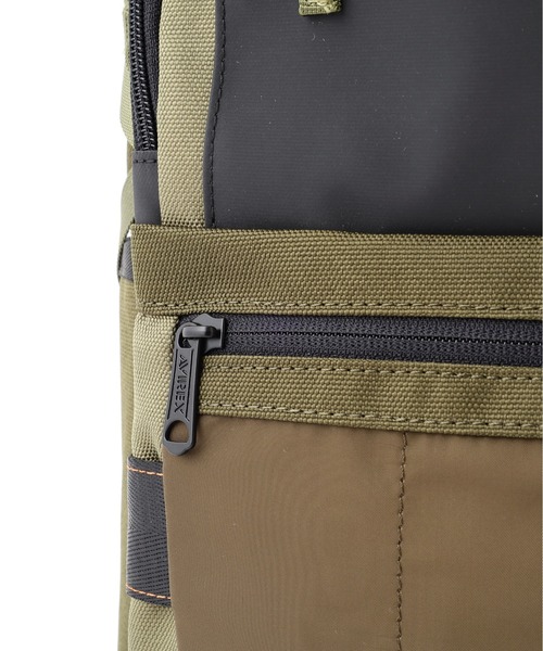 AVIREX(アヴィレックス)の「REGLESS DAYPACK / デイパック / AVIREX / アヴィレックス(バックパック/リュック・メンズ・ブラック/オリーブ系・F)」の10枚目の写真