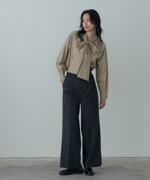 GALLEST（ギャレスト）の「タイプライター2Wayボウタイブラウス（シャツ/ブラウス・レディース・ブラック/カーキ/ホワイト・38/34）」の14枚目の写真