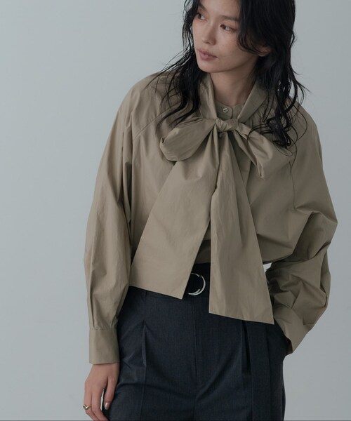 GALLEST（ギャレスト）の「タイプライター2Wayボウタイブラウス（シャツ/ブラウス・レディース・ブラック/カーキ/ホワイト・38/34）」の11枚目の写真