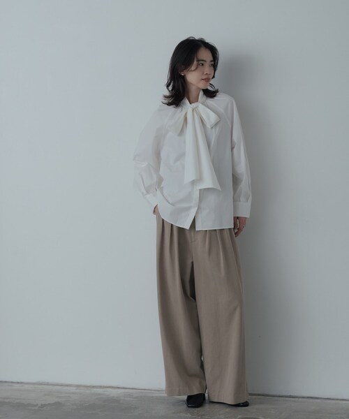 GALLEST（ギャレスト）の「タイプライター2Wayボウタイブラウス（シャツ/ブラウス・レディース・ブラック/カーキ/ホワイト・38/34）」の21枚目の写真