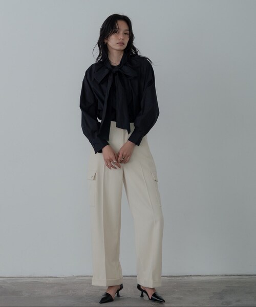 GALLEST（ギャレスト）の「タイプライター2Wayボウタイブラウス（シャツ/ブラウス・レディース・ブラック/カーキ/ホワイト・38/34）」の17枚目の写真