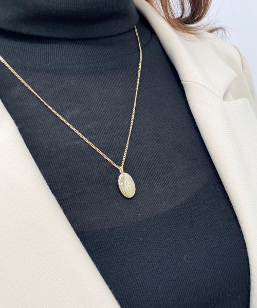 LANVIN en Bleu(ランバンオンブルー)の「オーバルモチーフ ネックレス(ネックレス・レディース・ブラック・40cm)」の6枚目の写真